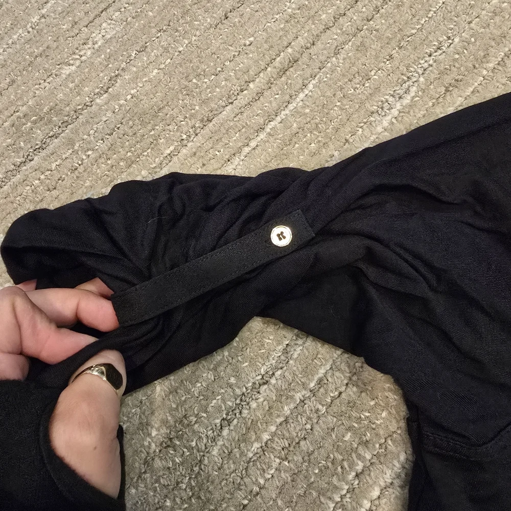 Calvin Klein Black Short Sleeve Blouse, Size L - Picture 5 of 9